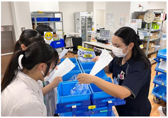 薬剤師体験の様子